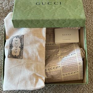 Gucci Green Box with Cream Dust Bag
